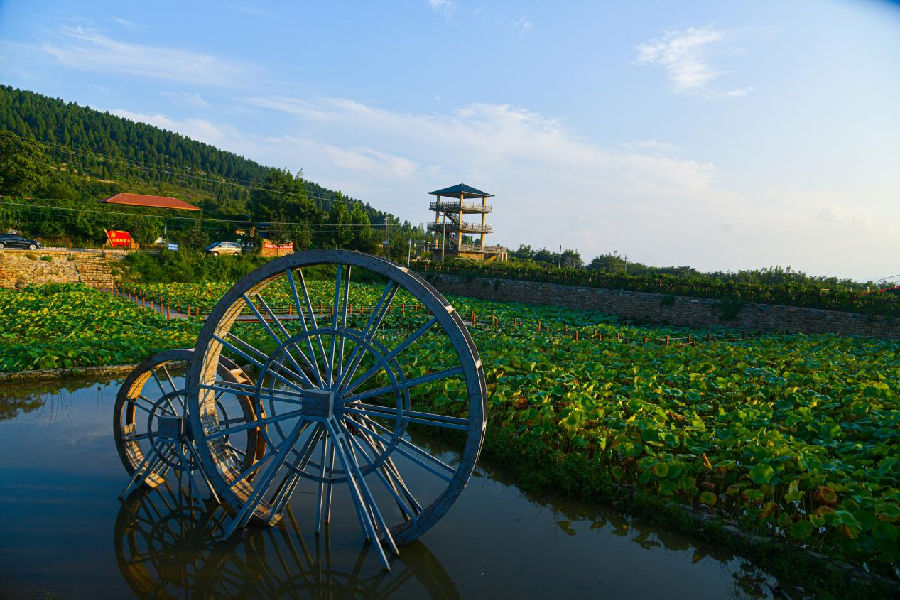 孙伯镇五埠岭伙大门景区一景（韩春 摄）
