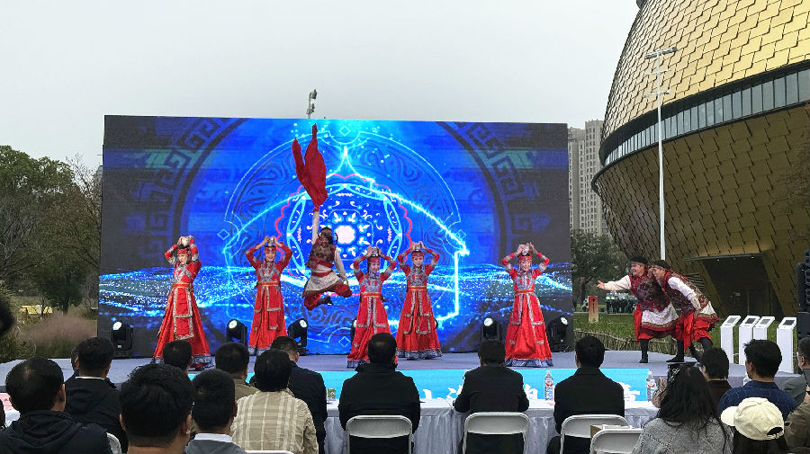 表演现场（沈曾君 摄）