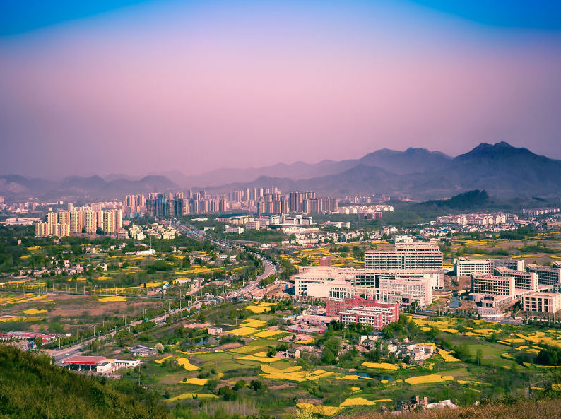 从“农业小镇”到“产城融合新城”