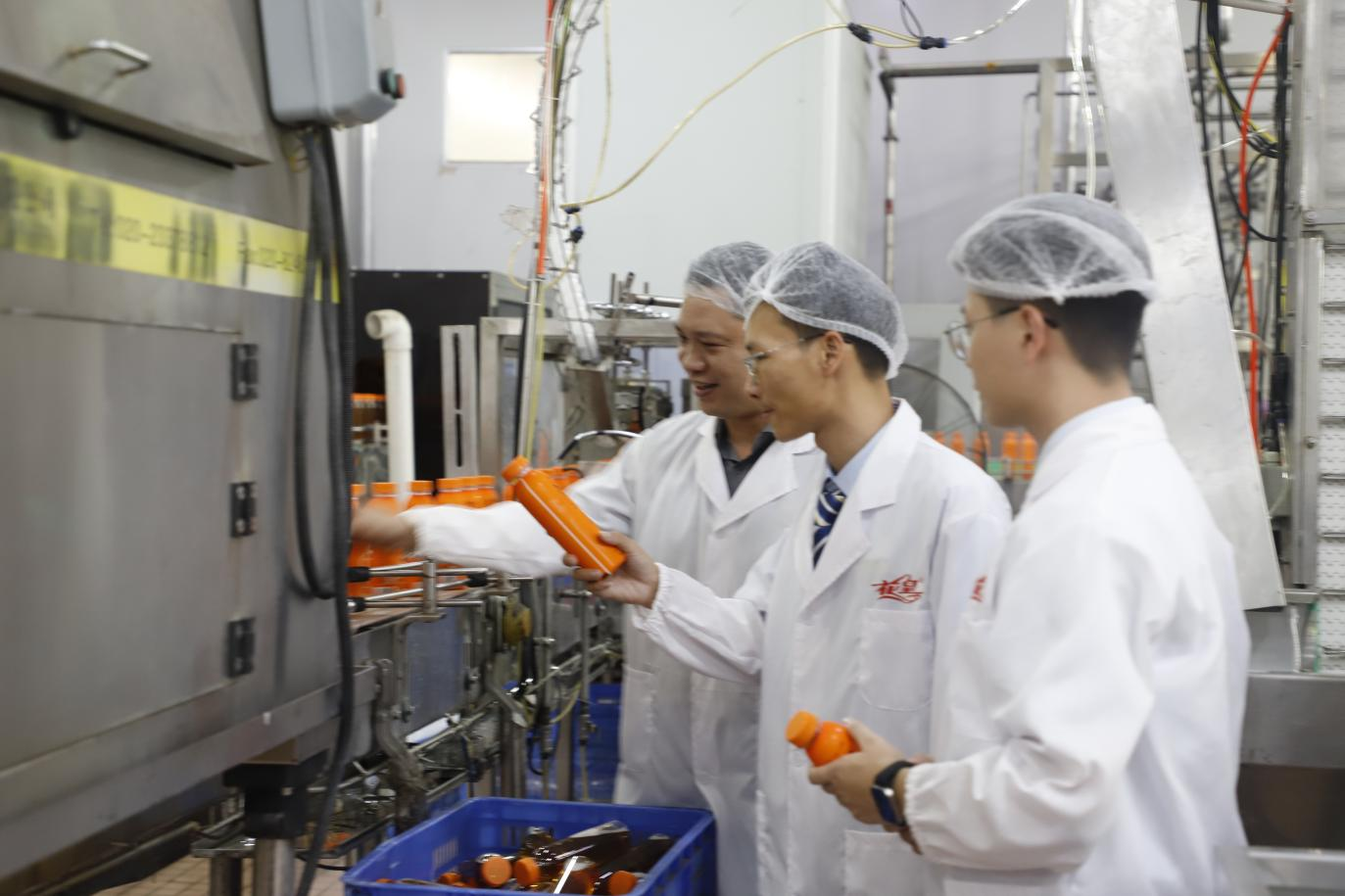 邮储银行中山市分行信贷客户经理贷前贷后深入走访企业 (李屹轩 摄) 配图1