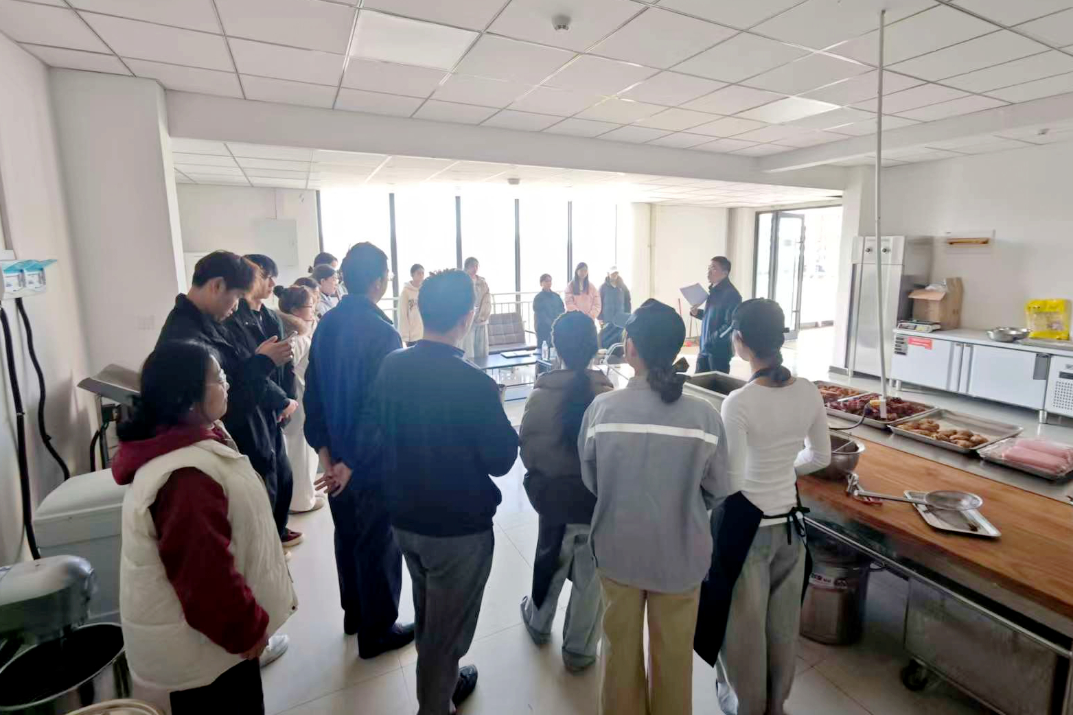 长垣烹饪职业技术学院教师授课现场(赵东方 摄)