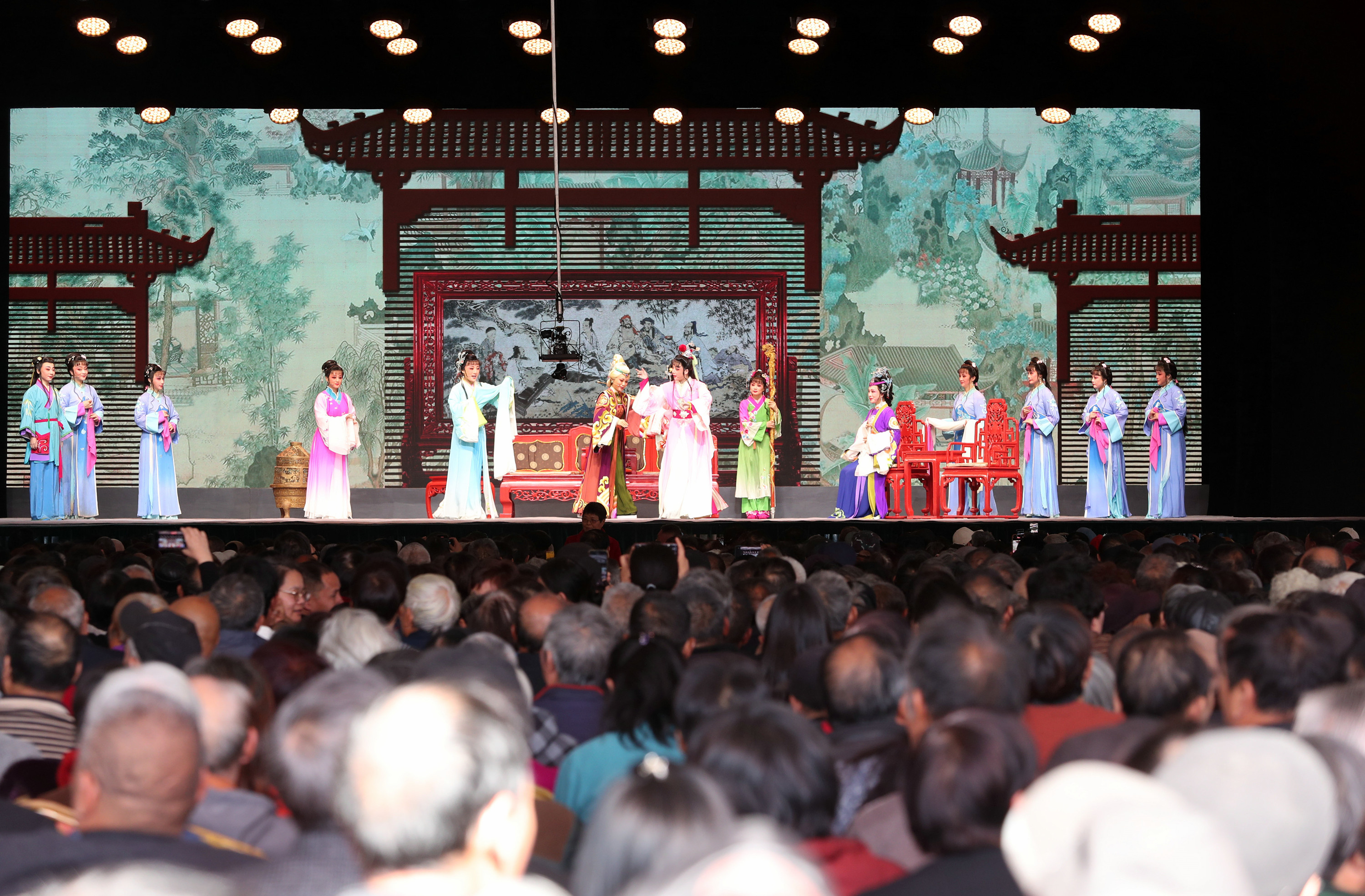 戏曲表演现场(王江红 摄)