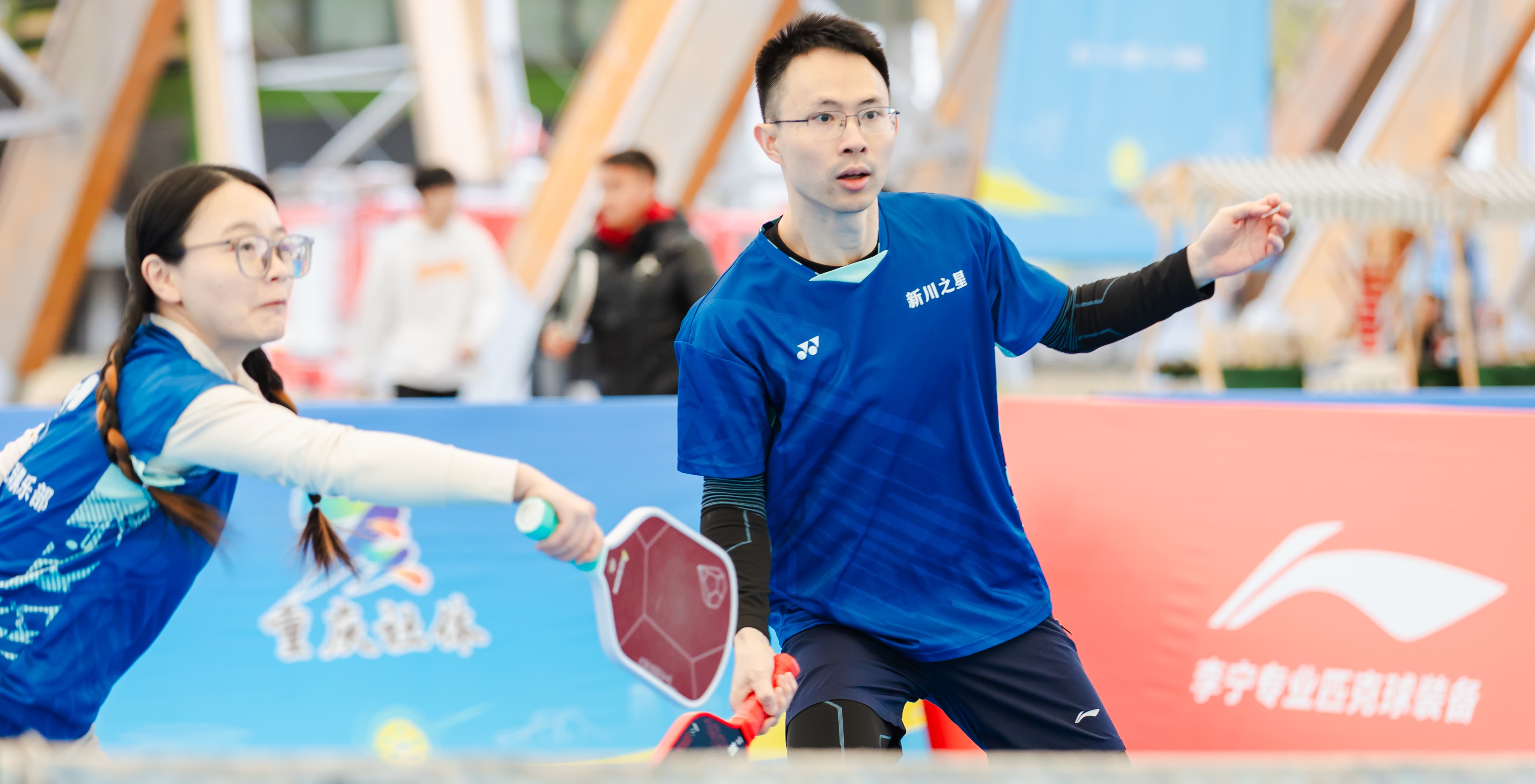 比赛现场精彩瞬间(戚原 摄)