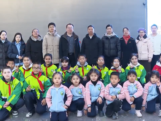 视频 | 丽新携手青瓷展  文化润疆谱同心
                                                        