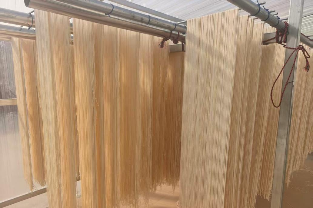 “囍扬”品牌面条(田浩 摄)