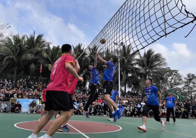 激情澎“排” 海南临高第二届“光脚杯”排球赛圆满收官
                                                        