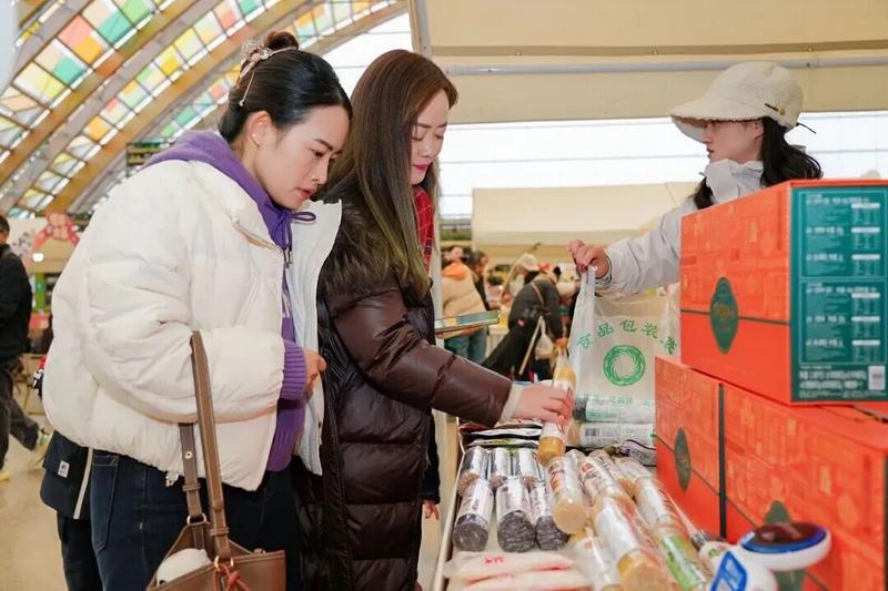 “村糖会”现场(周小橙 摄)