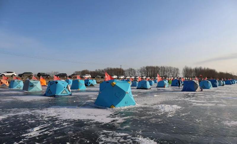 岭东区冬泳基地(杨军 摄)