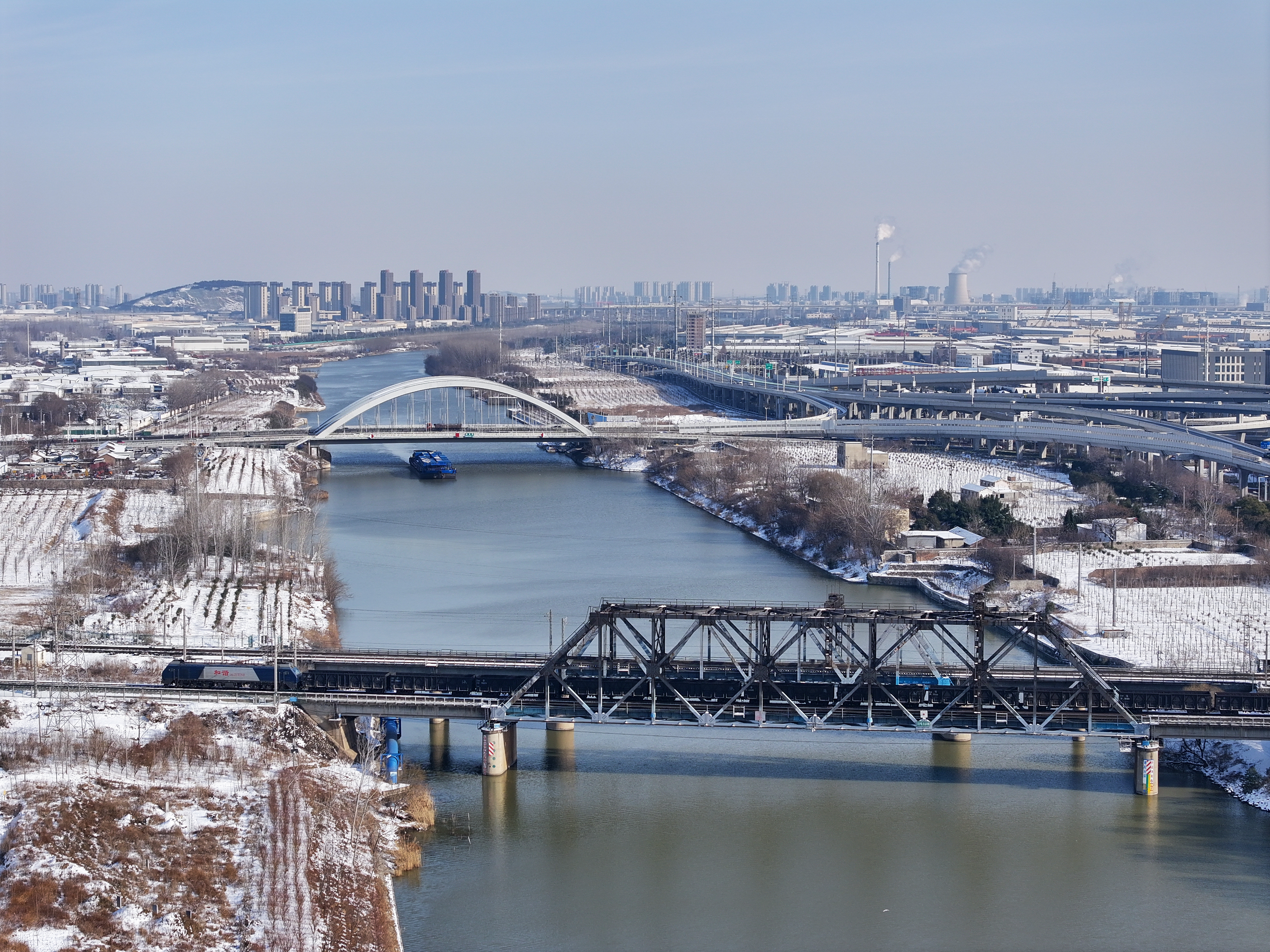 雪后雪后京杭运河徐州段(高刚 摄)