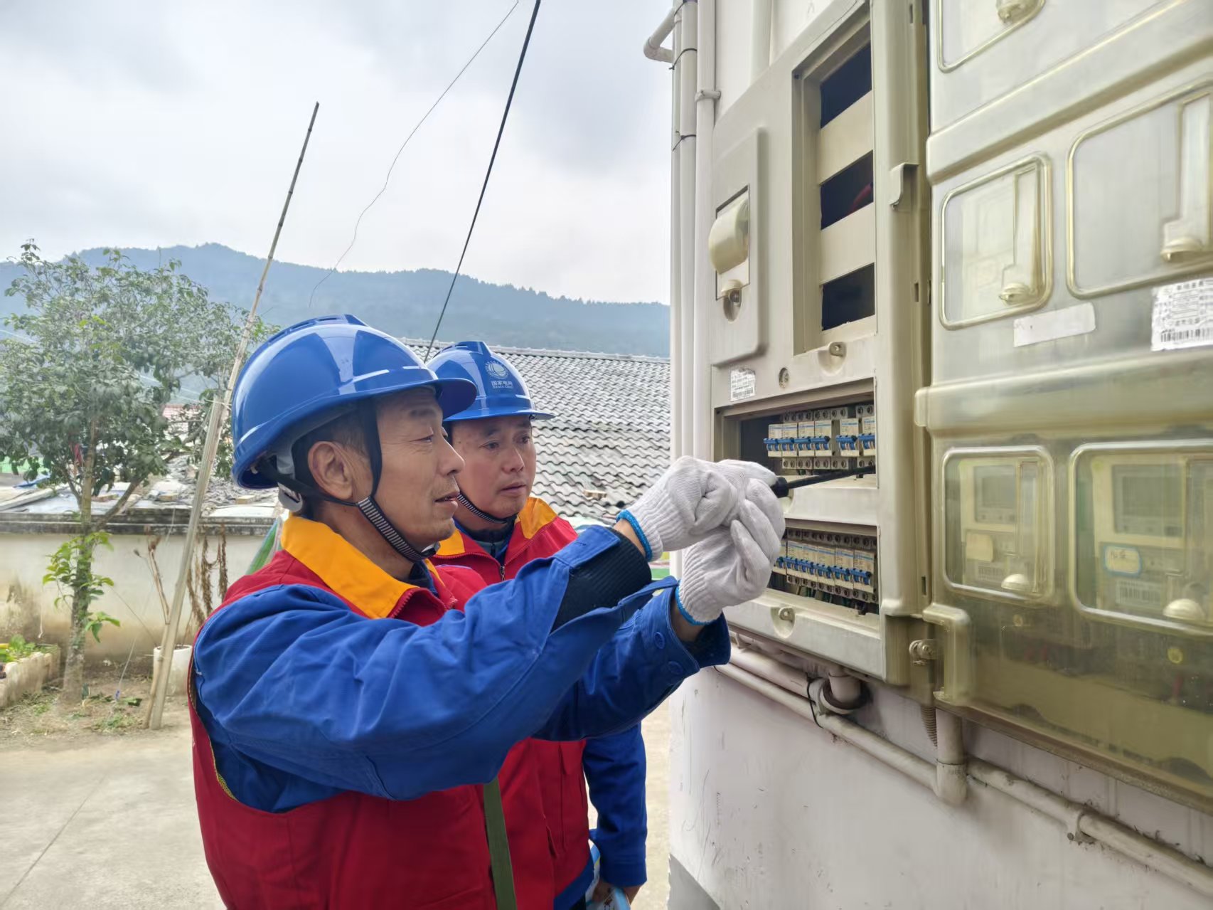 工作现场(谭万方摄)