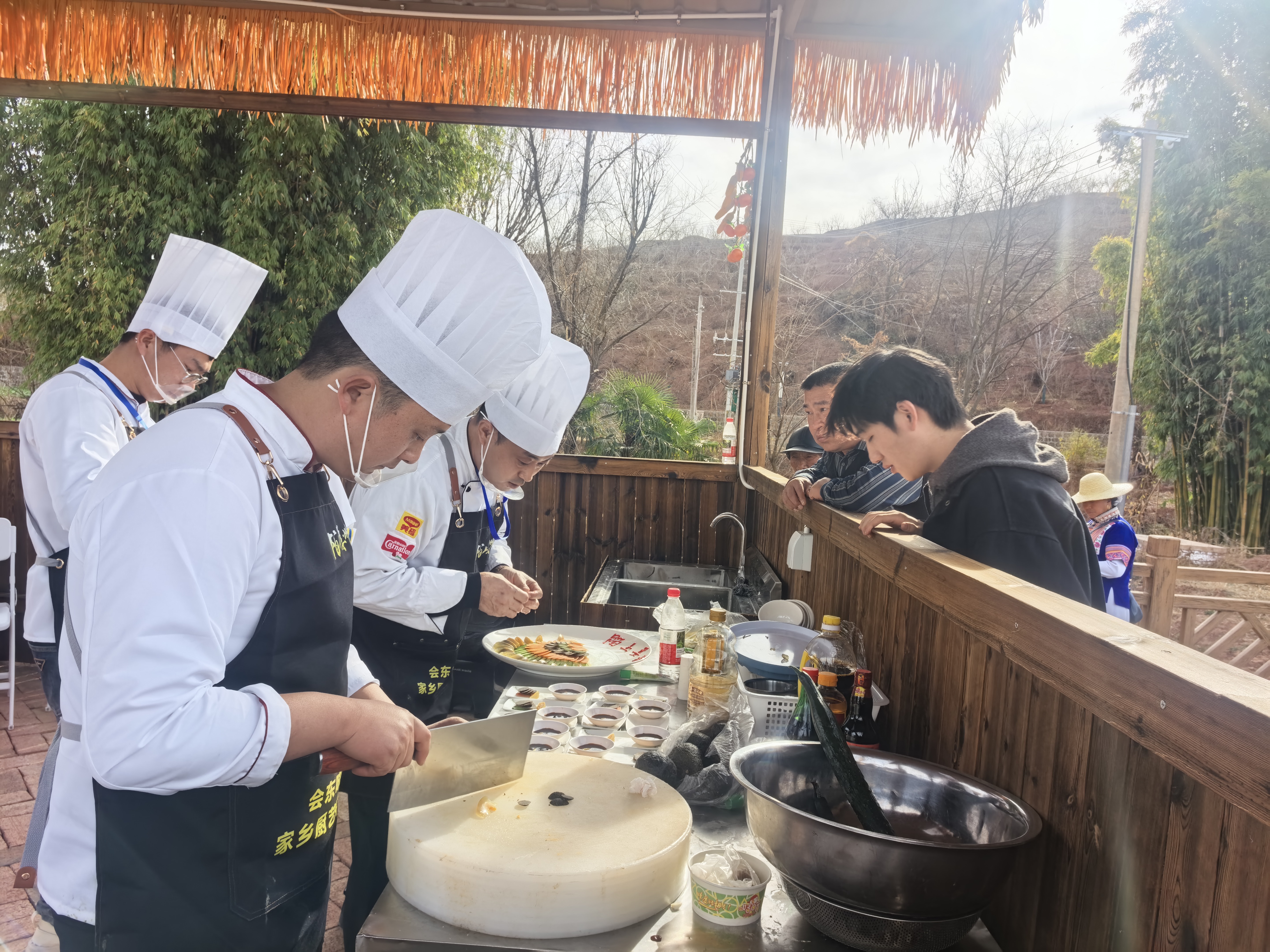 比赛现场以及参赛作品(王舒燕 摄)