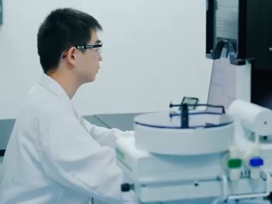 新春走基层丨宠物年夜饭热销背后的产业活力
                                                        