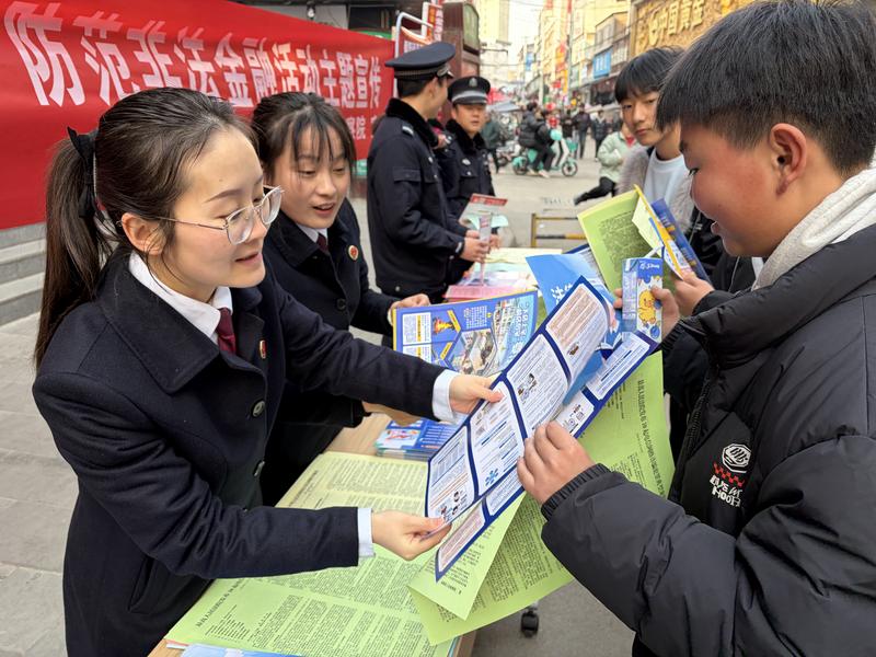 活动现场 (李政 摄)