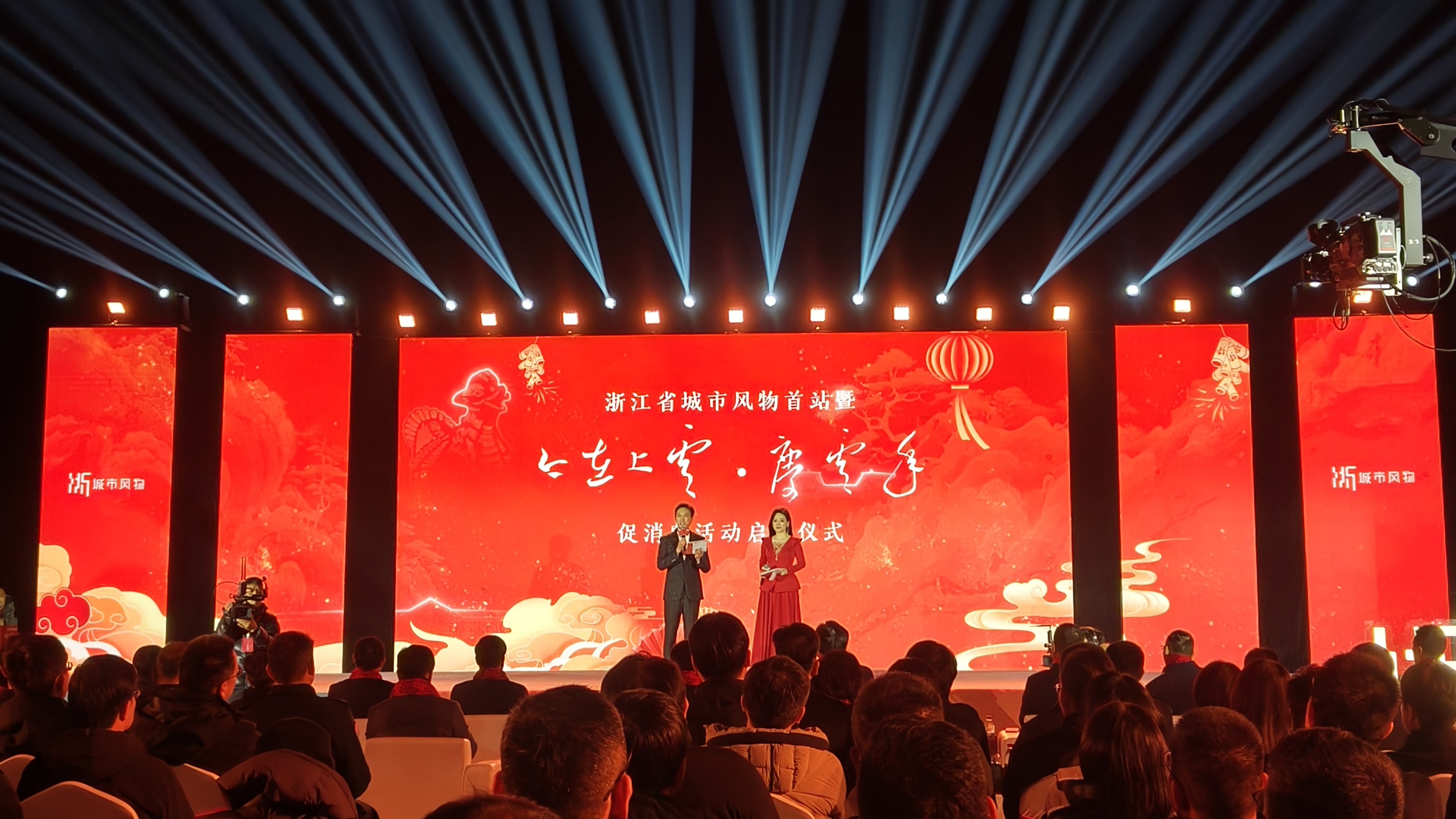 活动现场(曾庆华 摄)