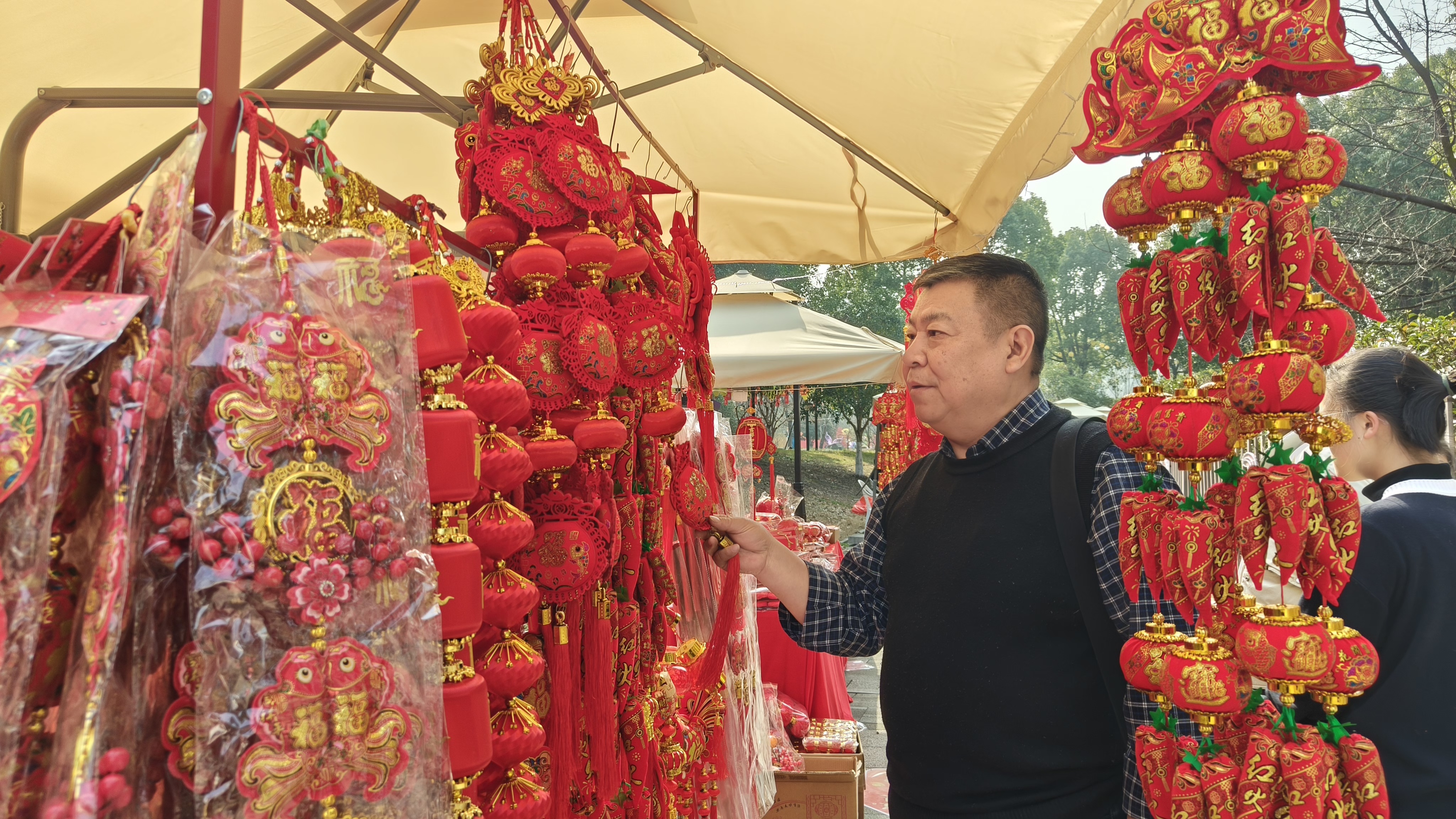 展示展销区一角 (曾庆华 摄)