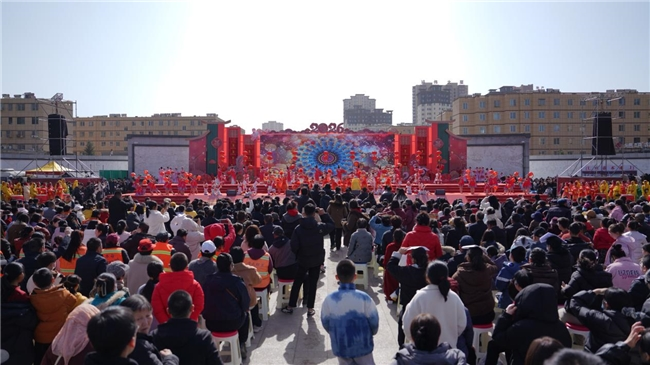 开幕现场(倪新炜 摄)