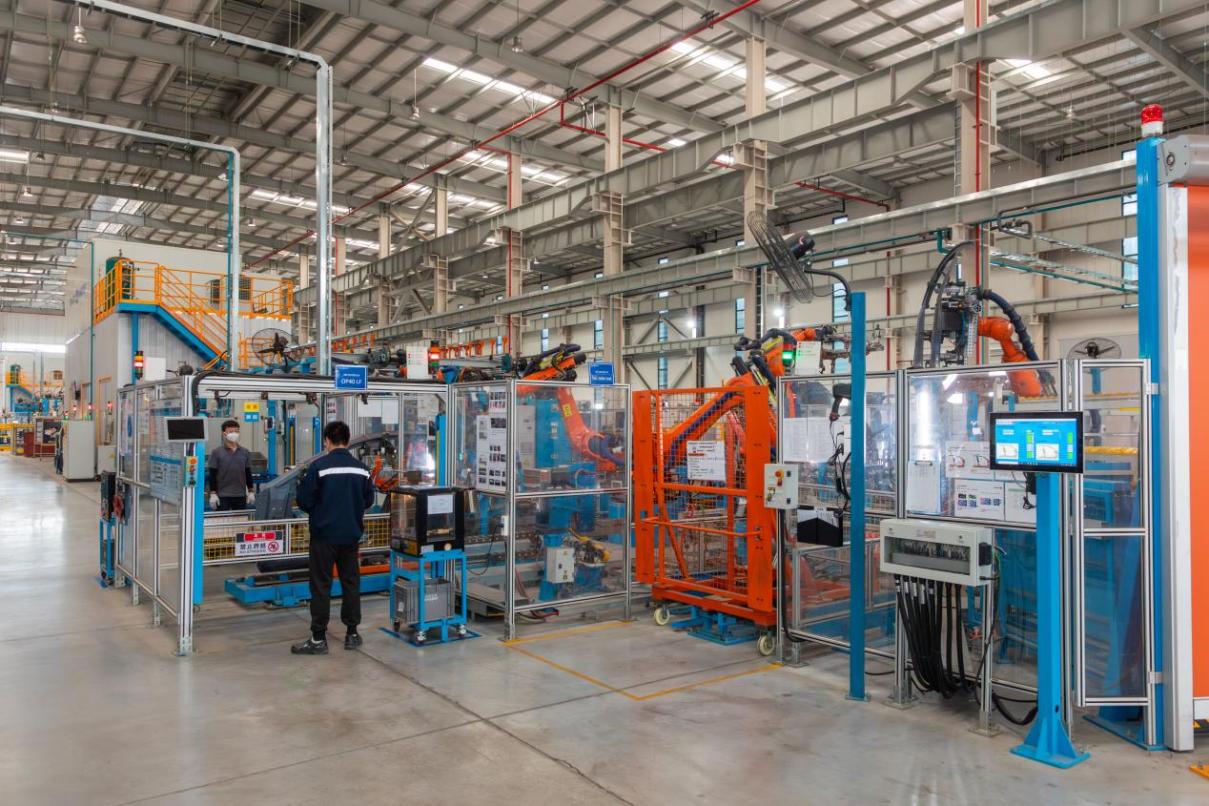 海斯坦普汽车组件(昆山)有限公司生产车间(陆淳 摄)