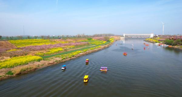 西华县国家农村产业融合发展示范园颍河两岸风光旖旎(夏振华 摄)