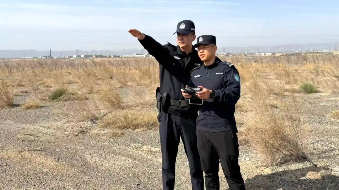 开展无人机巡查(张雪 摄)