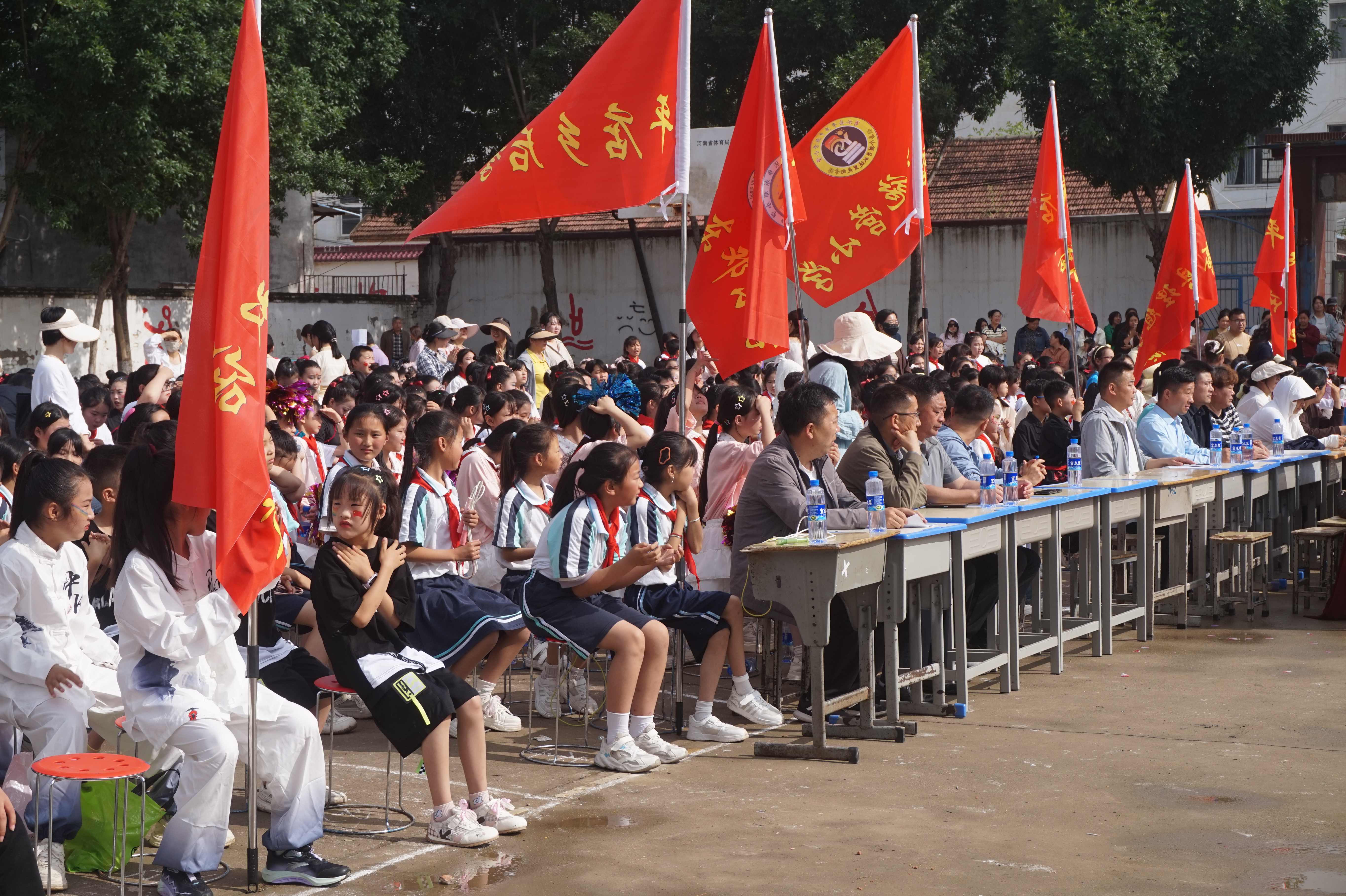 社团活动会场一角 (姚新事 摄)