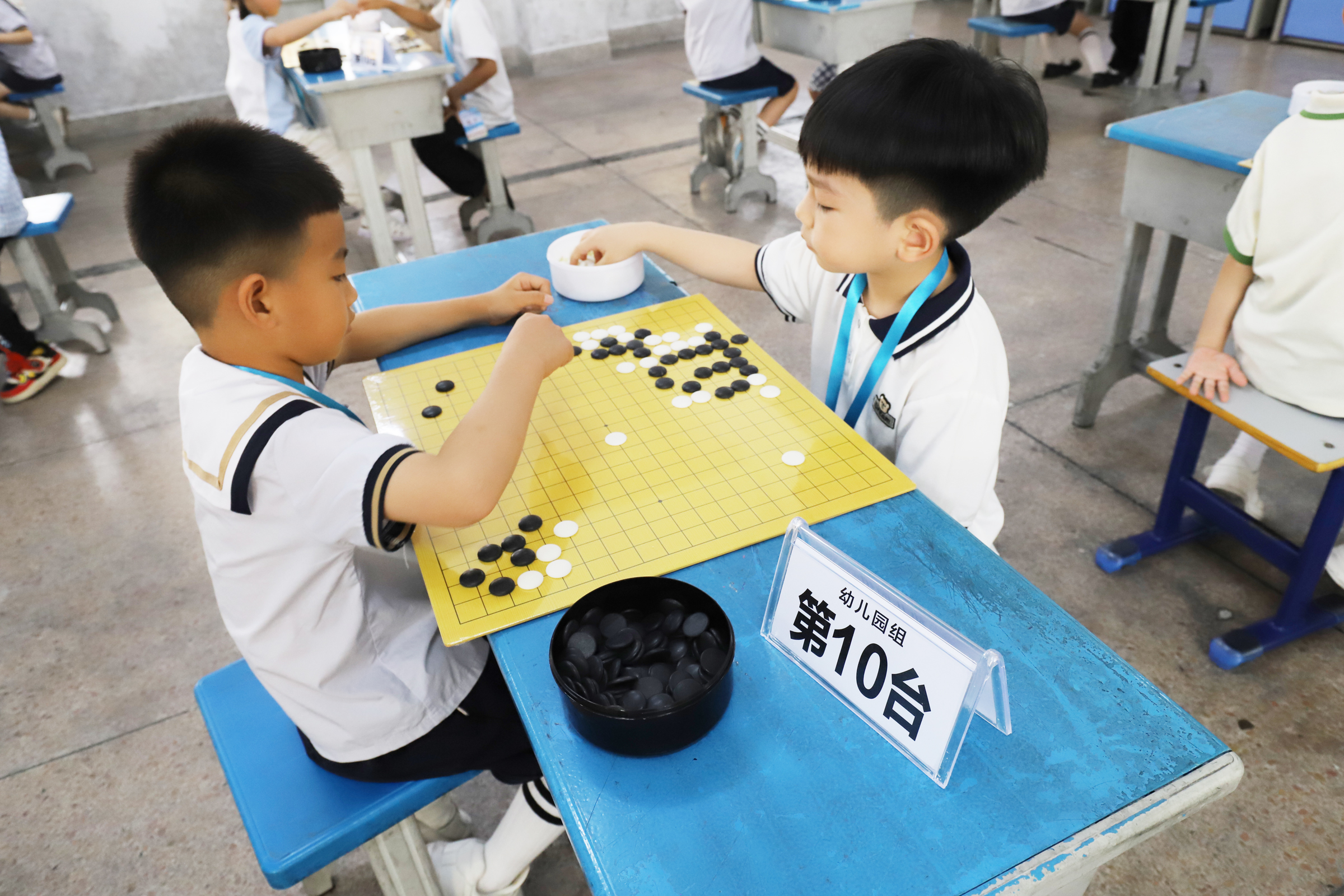 2026年云霄县第二届“农行杯”少儿围棋锦标赛现场。(陈雷 摄)