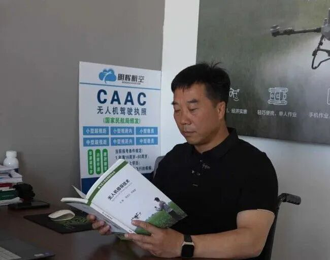 新疆毅创农业科技有限公司董事长陈力锋 (王耀伟 摄)