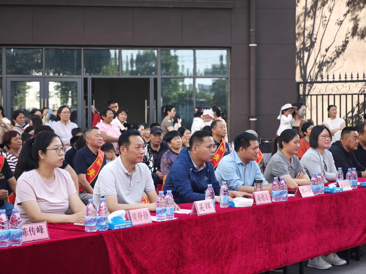 北关社区“邻里节”活动现场(顾梦琦 摄)
