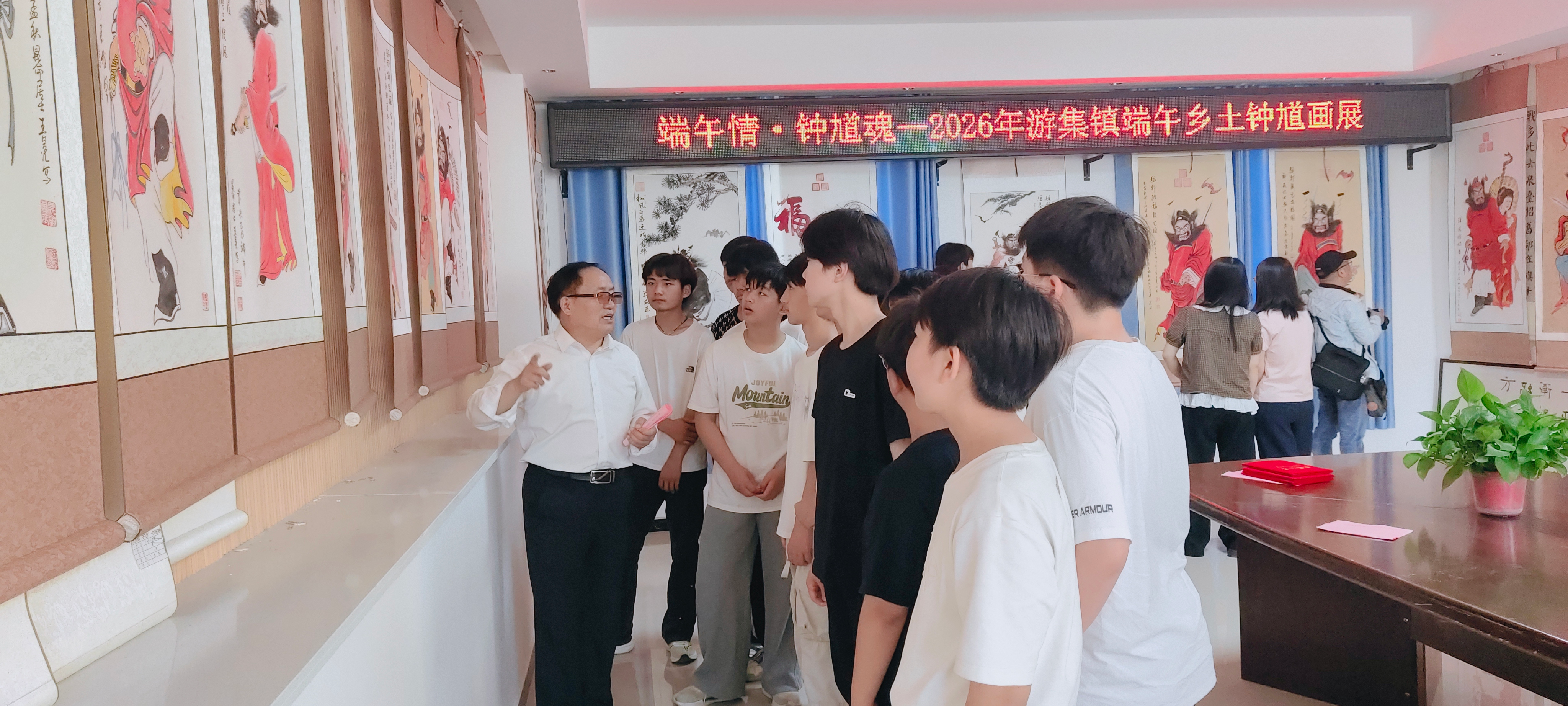 活动现场(尤传化 摄)