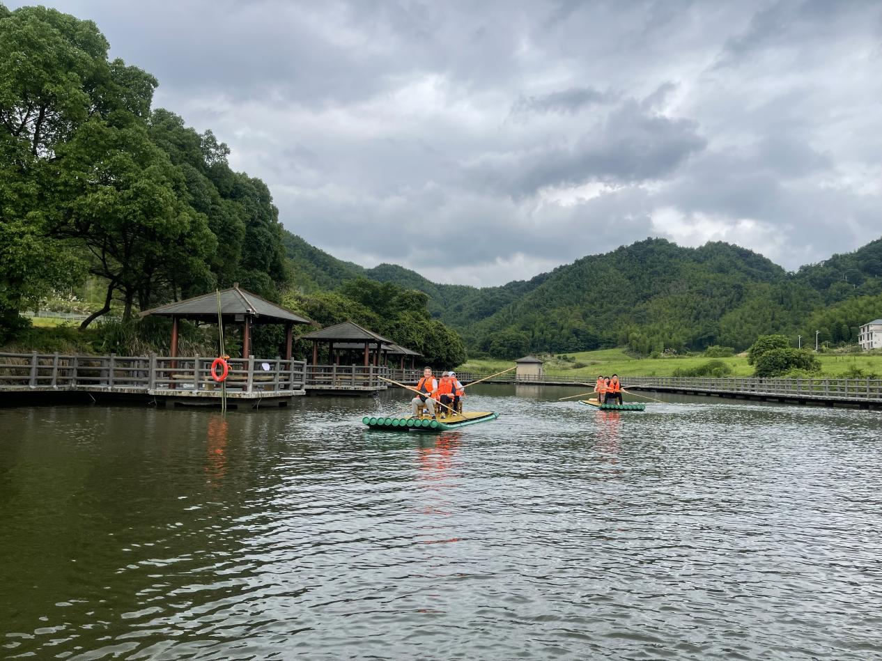 狮子峰旅游风景区 (谢新民 摄)