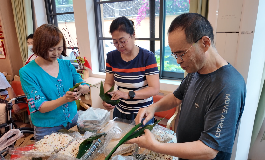 暖心送餐公益项目(钟媛媛 摄)