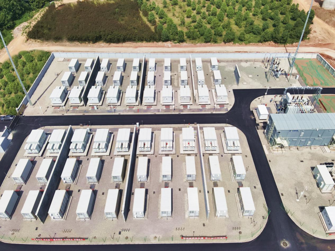 新津邓双100MW/200MWh独立储能电站(高骏帆 摄)