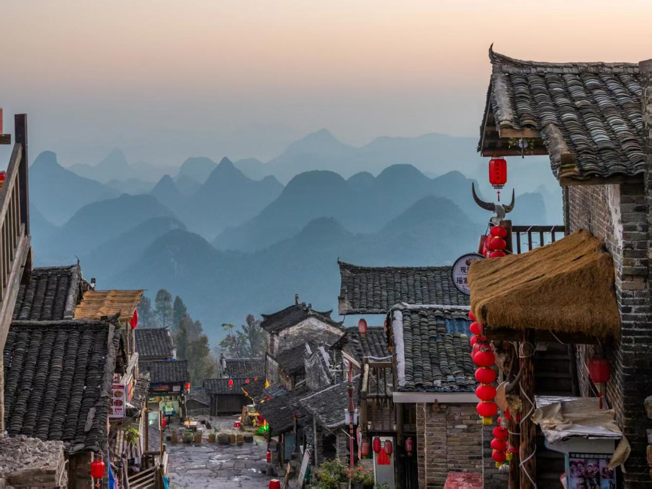 配图1