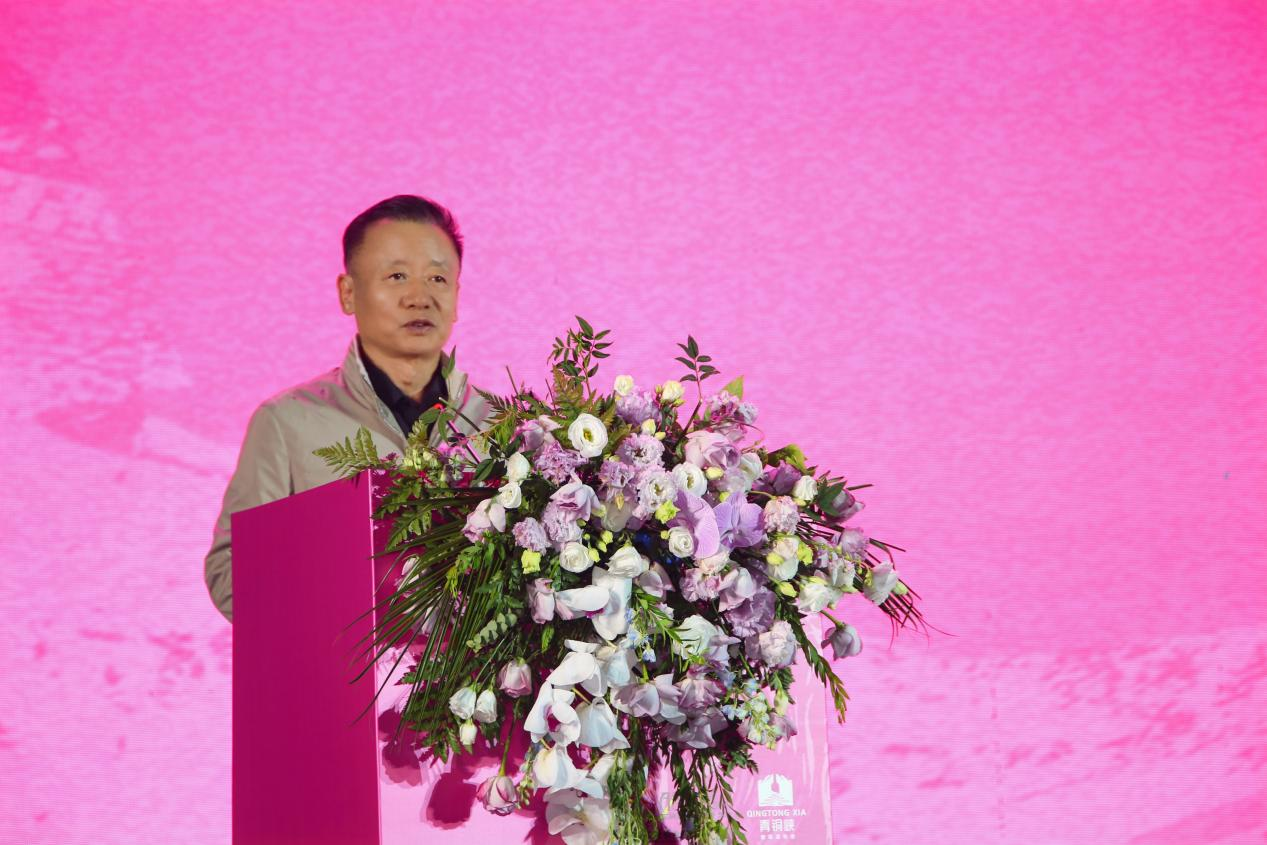 宁夏贺兰山东麓葡萄与葡萄酒联合会会长王紫云致辞(张佳雯 摄)