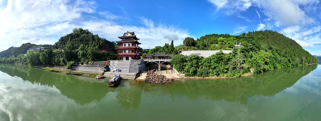 百牛渡江景区(周亮 摄)