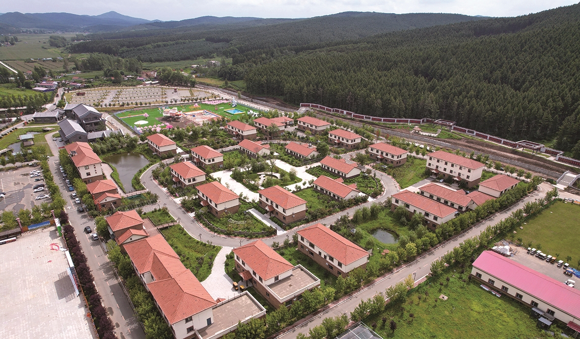 马鞍山村以青山为媒,让美丽乡村“热”起来。通讯员 郭明月摄