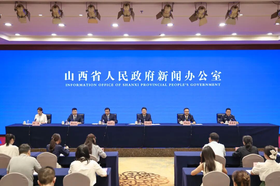 发布会现场(席兆平 摄)