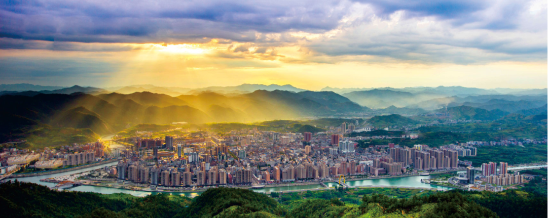 郧西城市美景(徐军 摄)