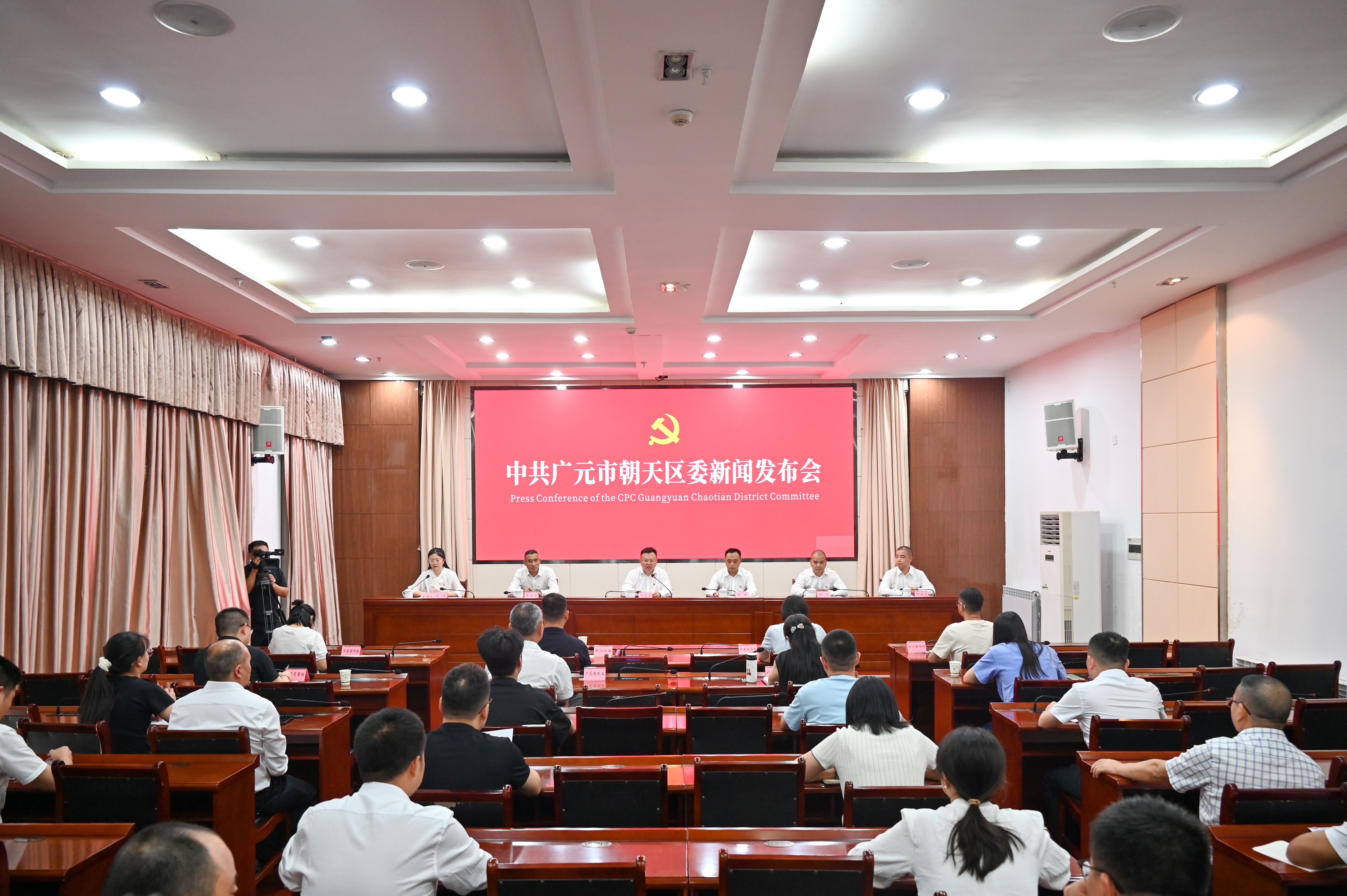 大会现场(冉金鹭 摄)