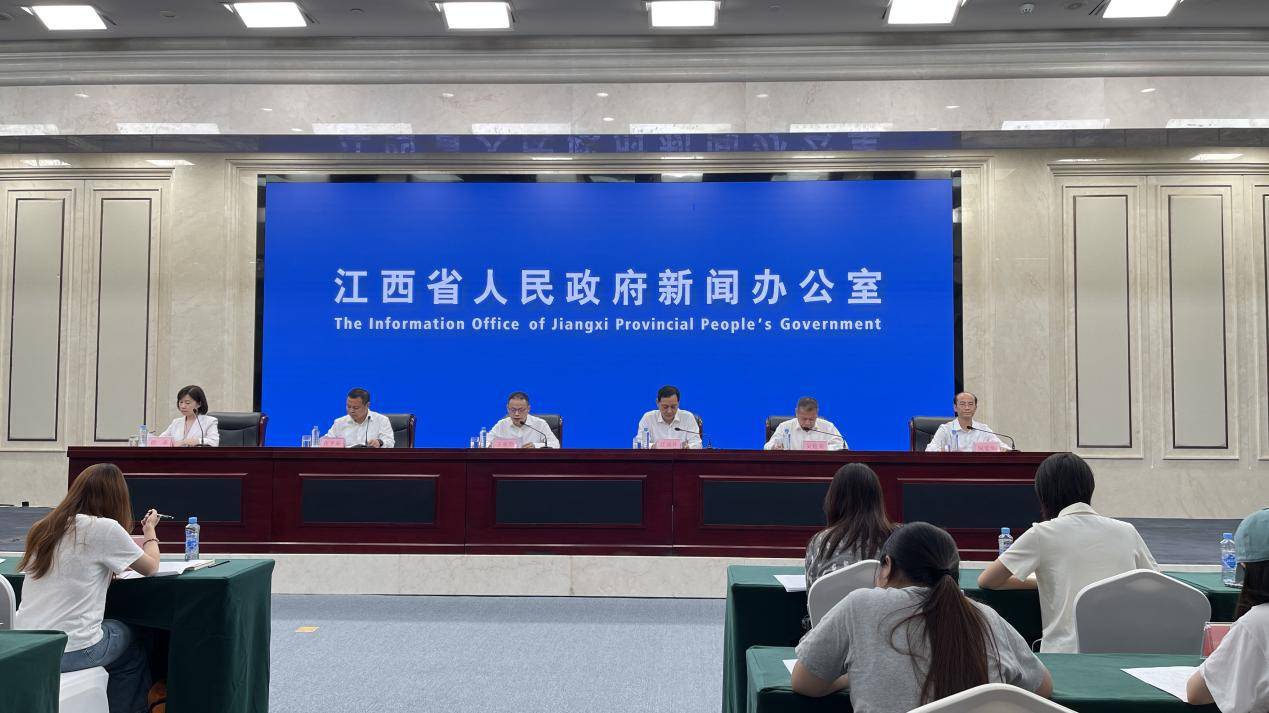 发布会现场(杨艳艳 摄)