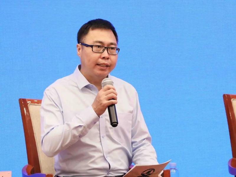 曹尚分享基层保险服务实践(周志敏 摄)