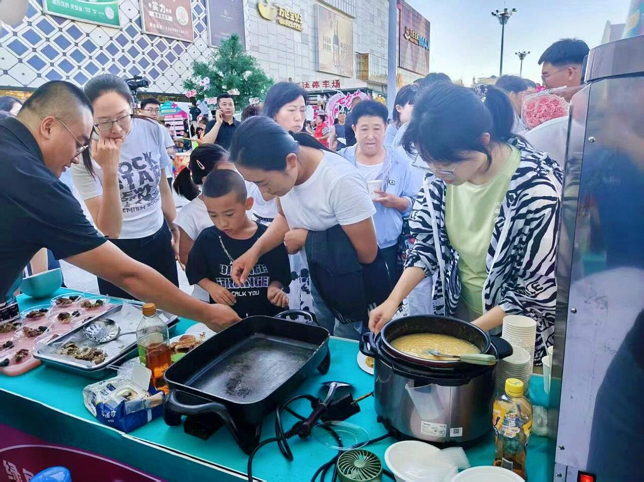 品鉴区现场(尹韵淇 摄)