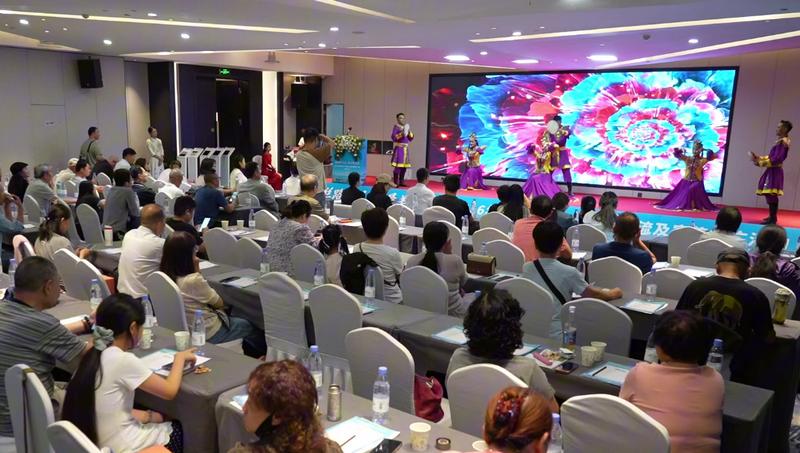 阿克苏市文旅巡回推介会郑州专场现场(王旭 摄)
