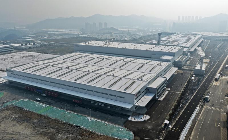东风车身智慧工厂全新驾驶室生产车间(张启明 摄)