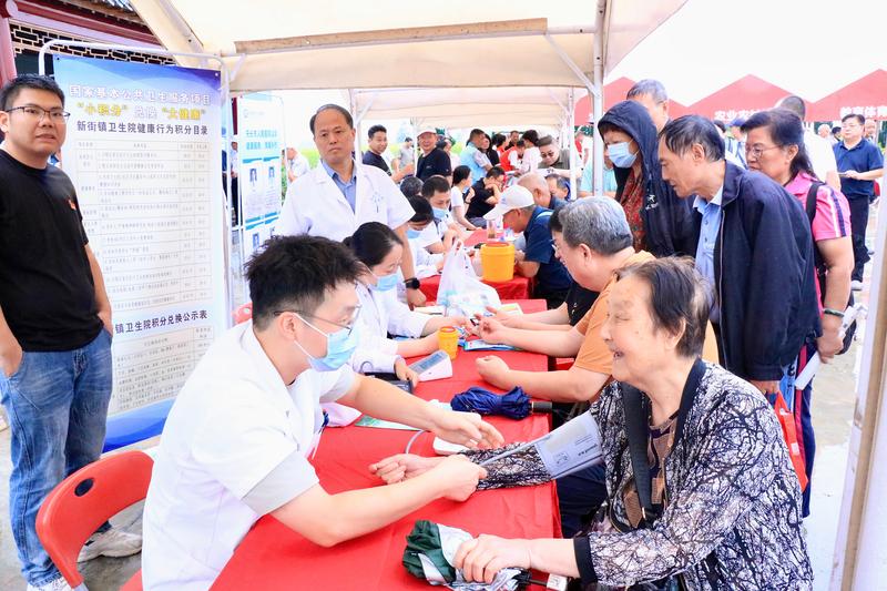 2026年天长市文化科技卫生“三下乡”集中示范活动(吴金鹏 摄)