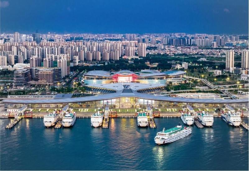 海南首家雷格斯商务中心落地秀英新海港片区(陈创淼 摄)
