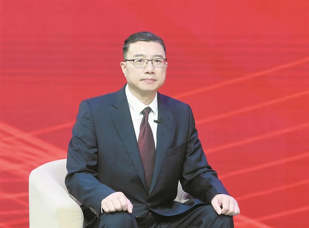 嵩明县委书记李进波 图片