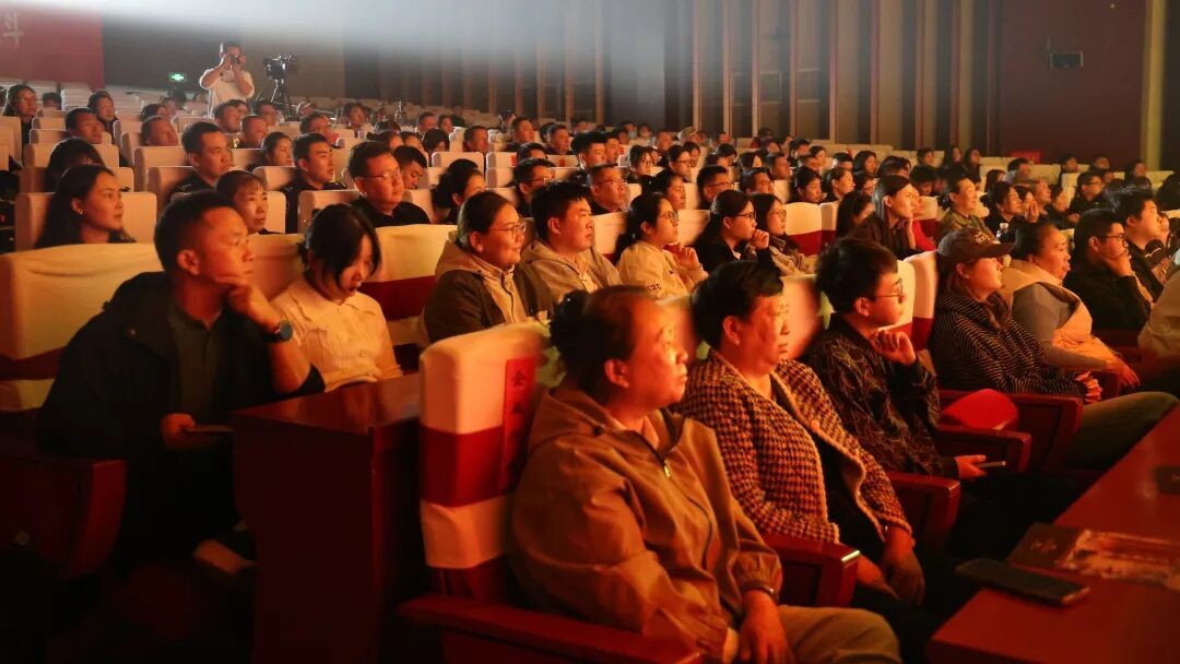 演出现场(徐超 摄)