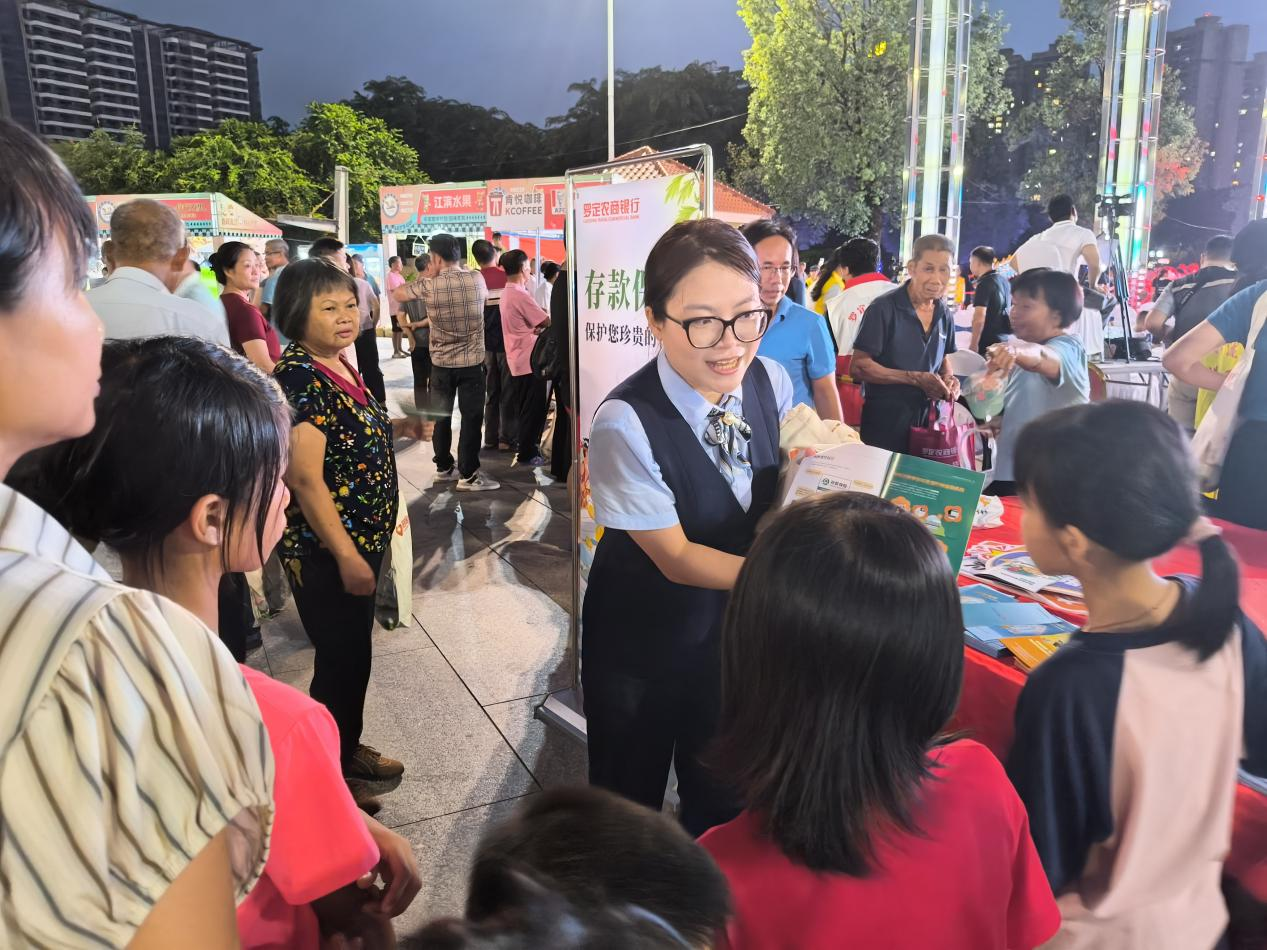活动现场 (陈远枝 摄) 配图2