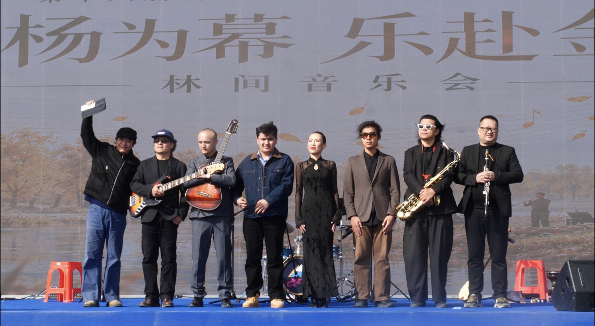 瑞合唢爵士乐团 (钟瑞 摄)
