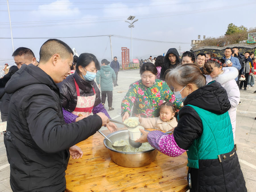 活动现场(戚原 摄) 活动现场(戚原 摄)